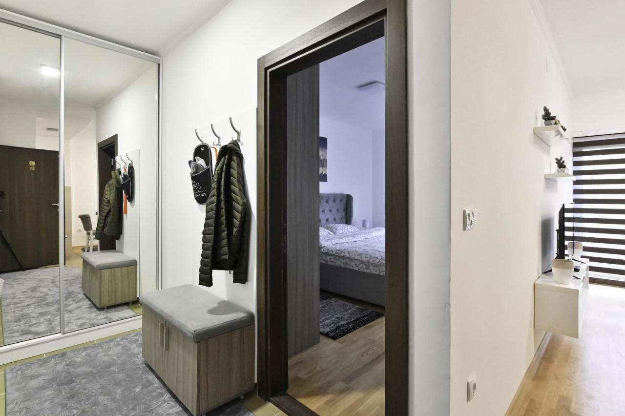 Apartament Zova Deluxe *