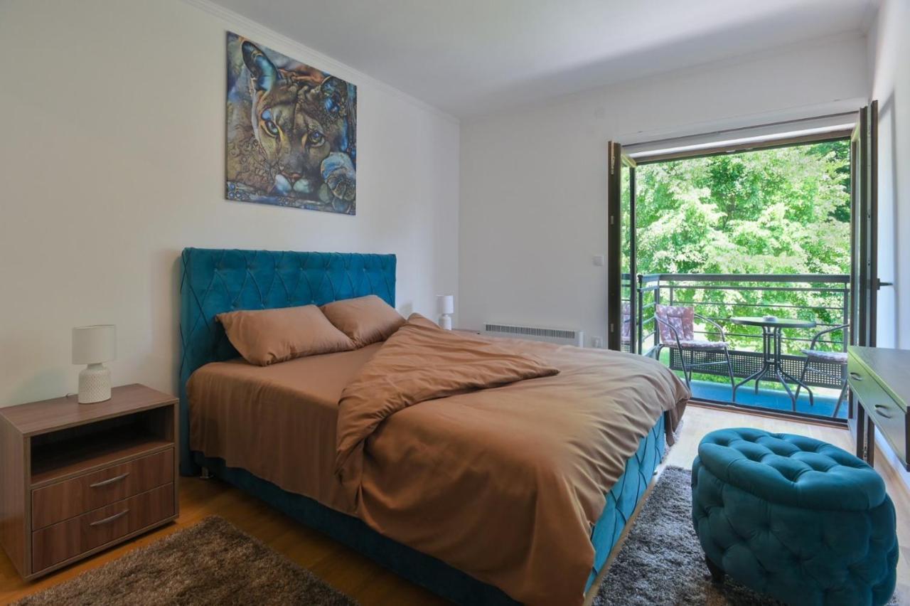 Apartament Zova Deluxe *