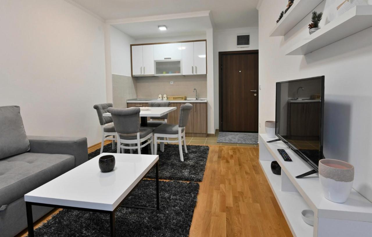 Apartament Zova Deluxe *